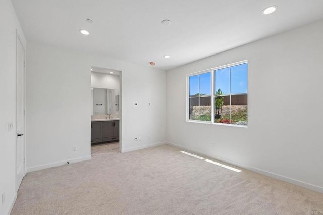 4949 Thistle Way, Carlsbad, CA 92008