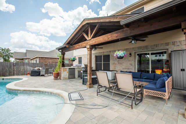 8928 Winding Valley Drive, Fort Worth, TX 76244