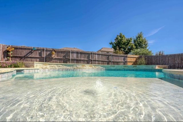 8928 Winding Valley Drive, Fort Worth, TX 76244