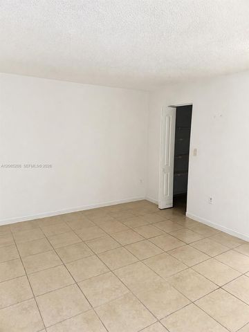 555 NE 123rd Street 215-D, North Miami, FL 33161