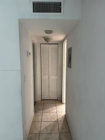 555 NE 123rd Street 215-D, North Miami, FL 33161
