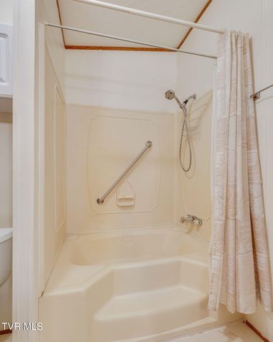 518 Kitzmiller Road, Kingsport, TN 37663