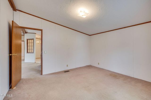 518 Kitzmiller Road, Kingsport, TN 37663