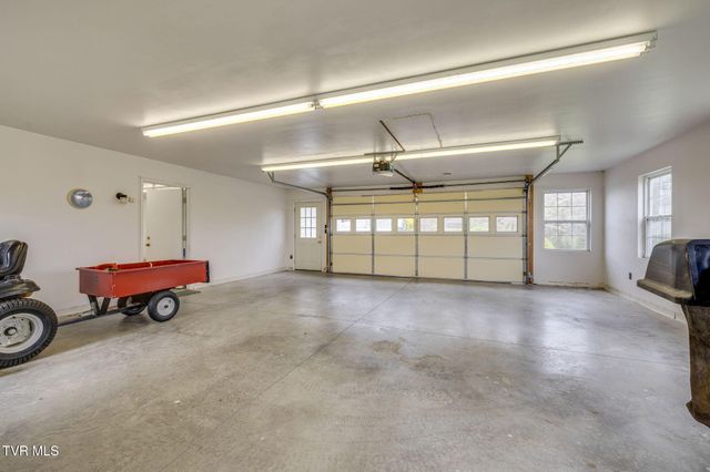 518 Kitzmiller Road, Kingsport, TN 37663