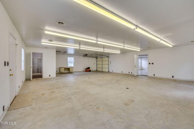 518 Kitzmiller Road, Kingsport, TN 37663