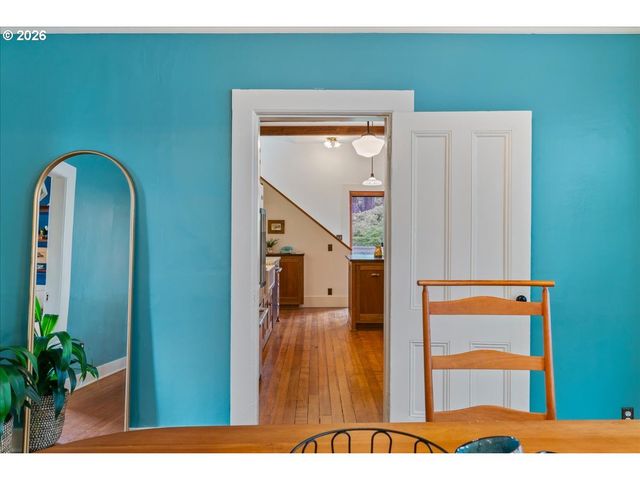1021 Se 37TH Ave, Portland, OR 97214