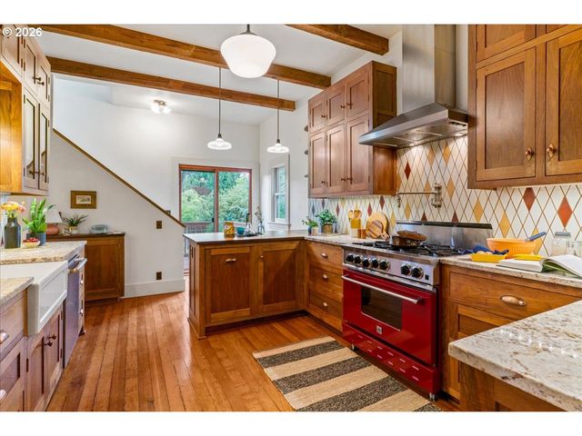 1021 Se 37TH Ave, Portland, OR 97214
