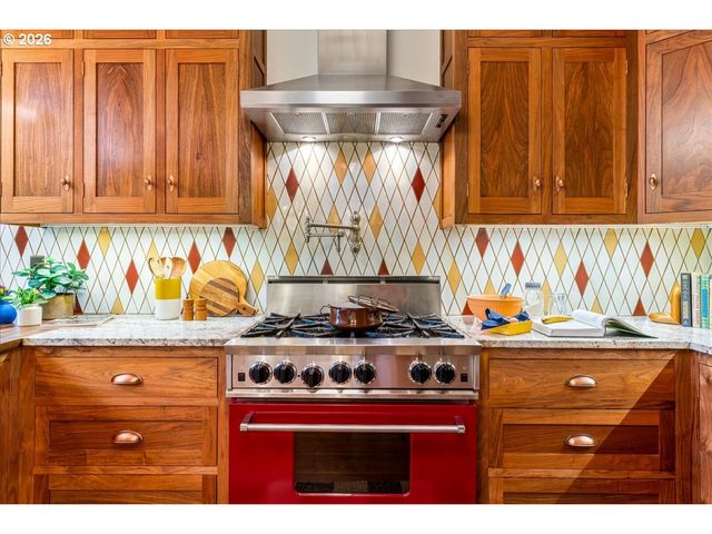 1021 Se 37TH Ave, Portland, OR 97214