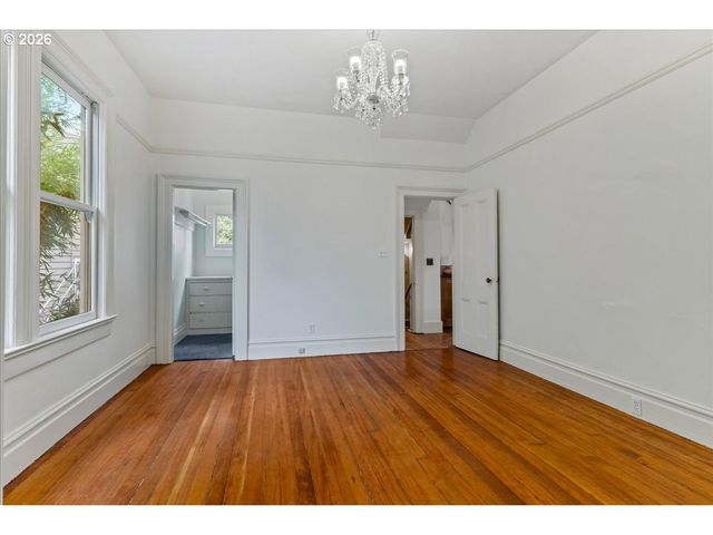 1021 Se 37TH Ave, Portland, OR 97214