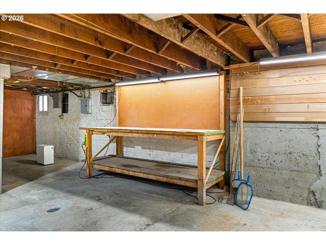 1021 Se 37TH Ave, Portland, OR 97214
