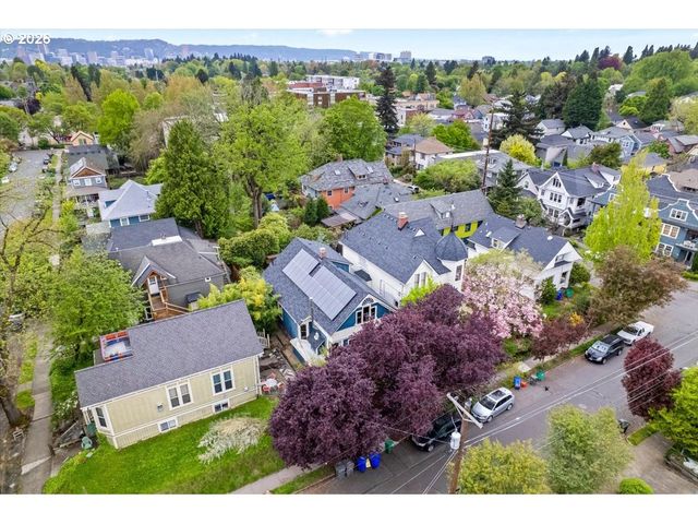 1021 Se 37TH Ave, Portland, OR 97214