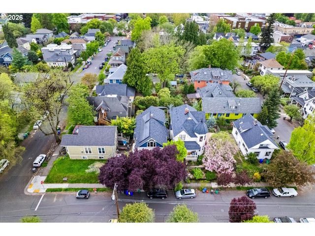 1021 Se 37TH Ave, Portland, OR 97214