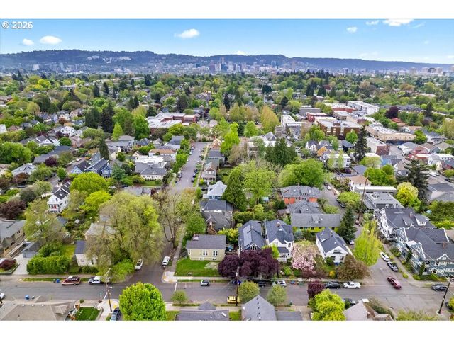 1021 Se 37TH Ave, Portland, OR 97214