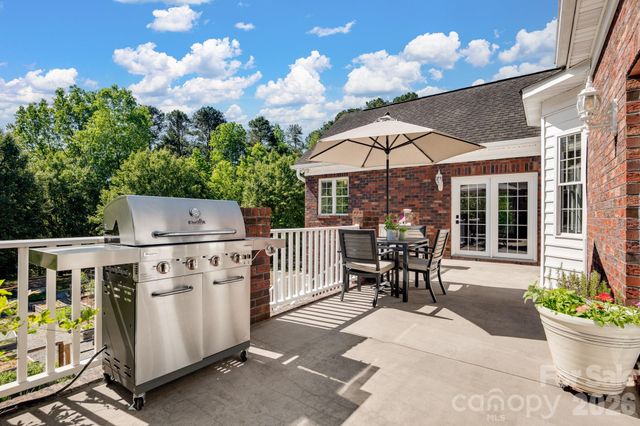 2508 Forrestbrook Drive, Kannapolis, NC 28083