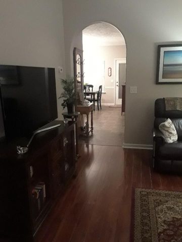 5215 Nancy Seward Dr, Murfreesboro, TN 37129