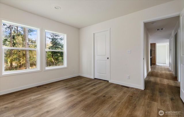 4261 Northgate Drive, Oak Harbor, WA 98277