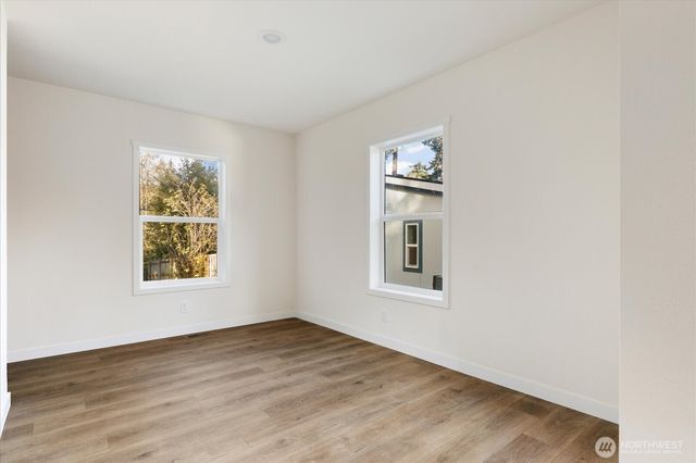 4261 Northgate Drive, Oak Harbor, WA 98277