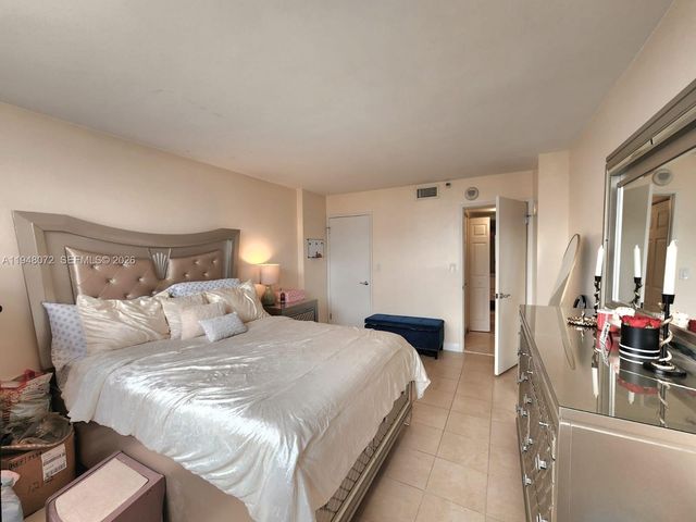 290 174th St 1217, Sunny Isles Beach, FL 33160