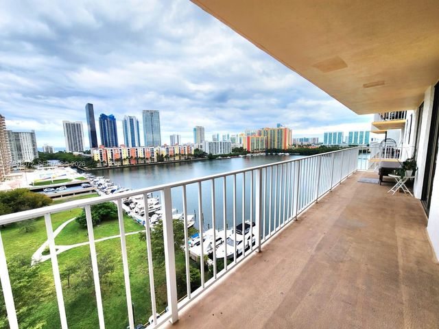 290 174th St 1217, Sunny Isles Beach, FL 33160