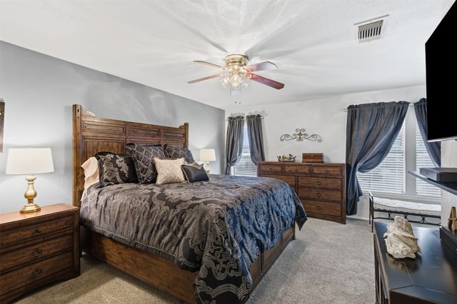 2923 Shady Knoll Lane, Bedford, TX 76021