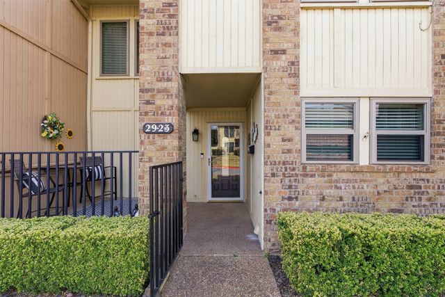 2923 Shady Knoll Lane, Bedford, TX 76021