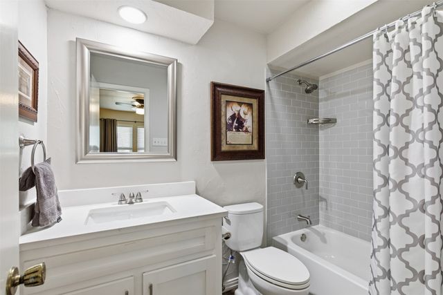 2923 Shady Knoll Lane, Bedford, TX 76021