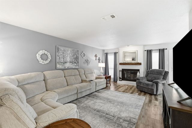 2923 Shady Knoll Lane, Bedford, TX 76021