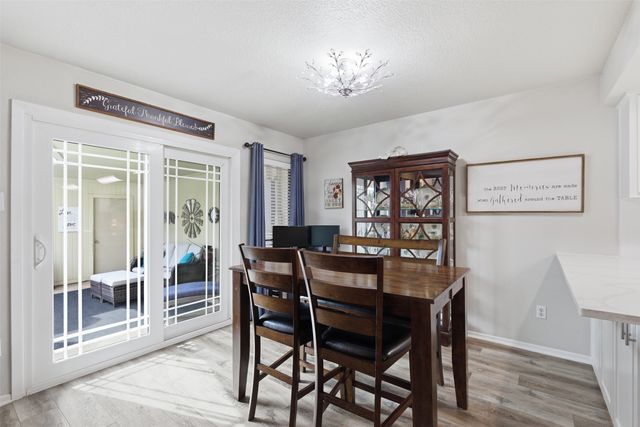 2923 Shady Knoll Lane, Bedford, TX 76021