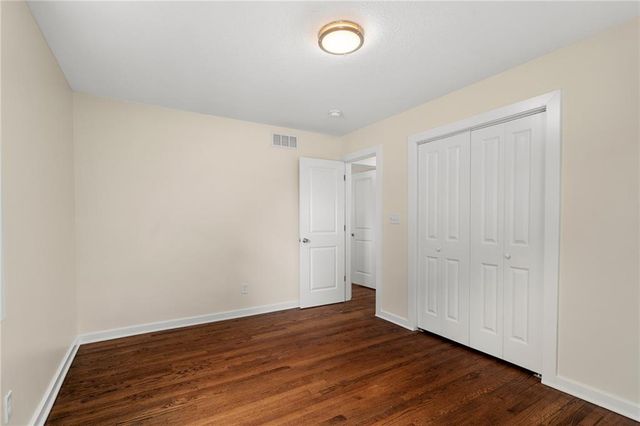 7332 Parallel Parkway, Kansas City, KS 66112