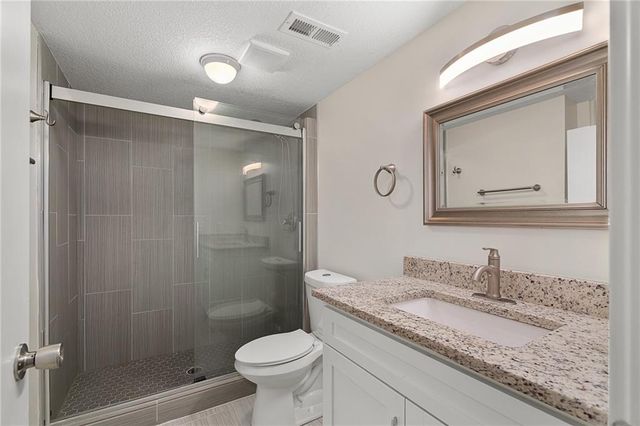 7332 Parallel Parkway, Kansas City, KS 66112