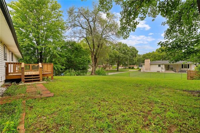 7332 Parallel Parkway, Kansas City, KS 66112