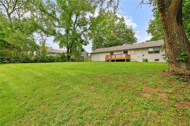 7332 Parallel Parkway, Kansas City, KS 66112