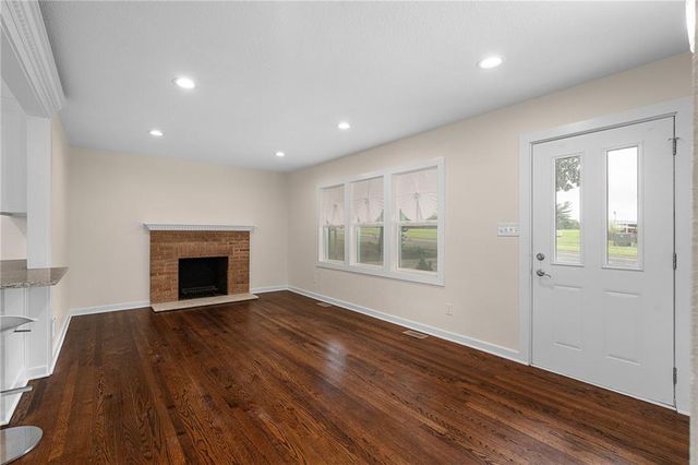 7332 Parallel Parkway, Kansas City, KS 66112