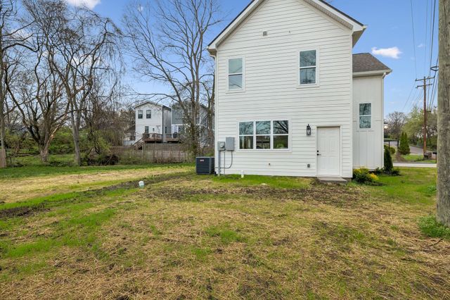 1104 McFerrin Ave, Nashville, TN 37206