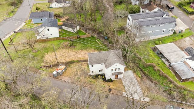 1104 McFerrin Ave, Nashville, TN 37206