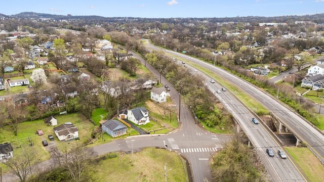 1104 McFerrin Ave, Nashville, TN 37206