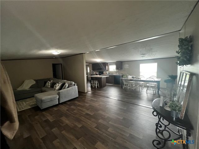 13919 Shaw Rd, Rogers, TX 76569