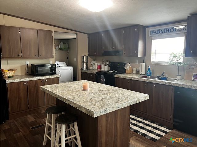 13919 Shaw Rd, Rogers, TX 76569