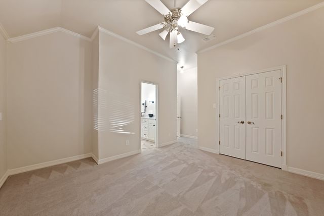 919 Riviera Drive, Mansfield, TX 76063