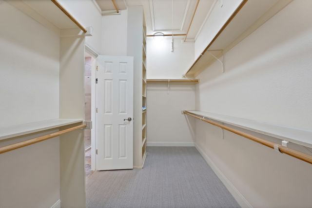 919 Riviera Drive, Mansfield, TX 76063