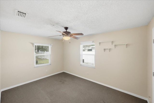 7406 Lakeland Boulevard, Fort Pierce, FL 34951
