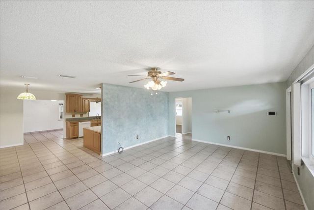 7406 Lakeland Boulevard, Fort Pierce, FL 34951