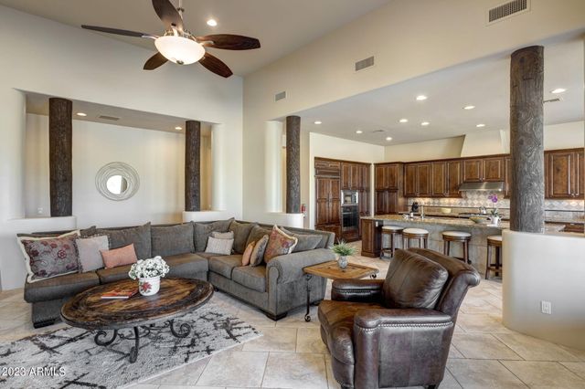 14214 E GAMBLE Lane, Scottsdale, AZ 85262