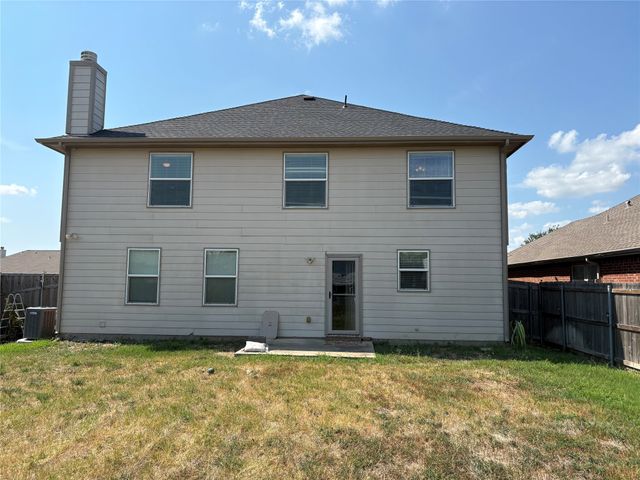 4545 Pangolin Drive, Fort Worth, TX 76244