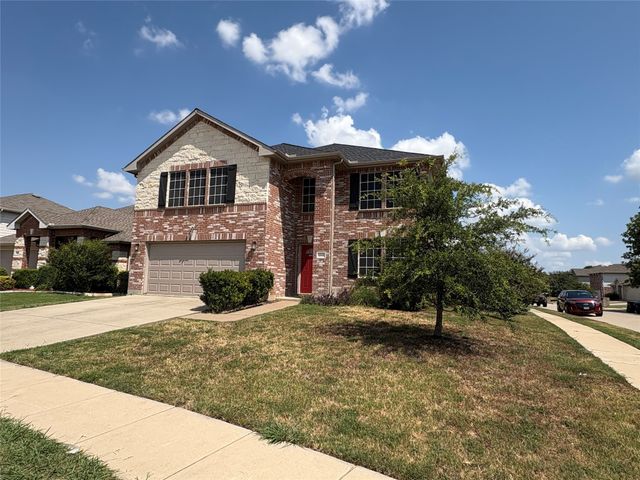 4545 Pangolin Drive, Fort Worth, TX 76244