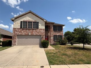 4545 Pangolin Drive, Fort Worth, TX 76244