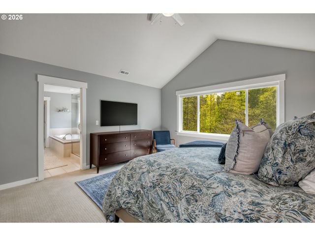 3546 Sw ARNOLD St, Portland, OR 97219