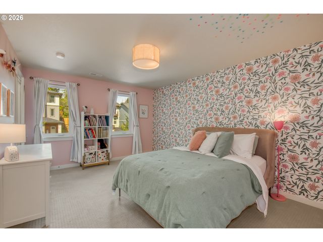 3546 Sw ARNOLD St, Portland, OR 97219