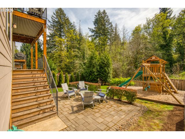 3546 Sw ARNOLD St, Portland, OR 97219