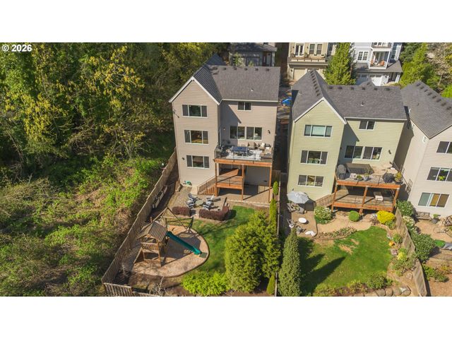 3546 Sw ARNOLD St, Portland, OR 97219